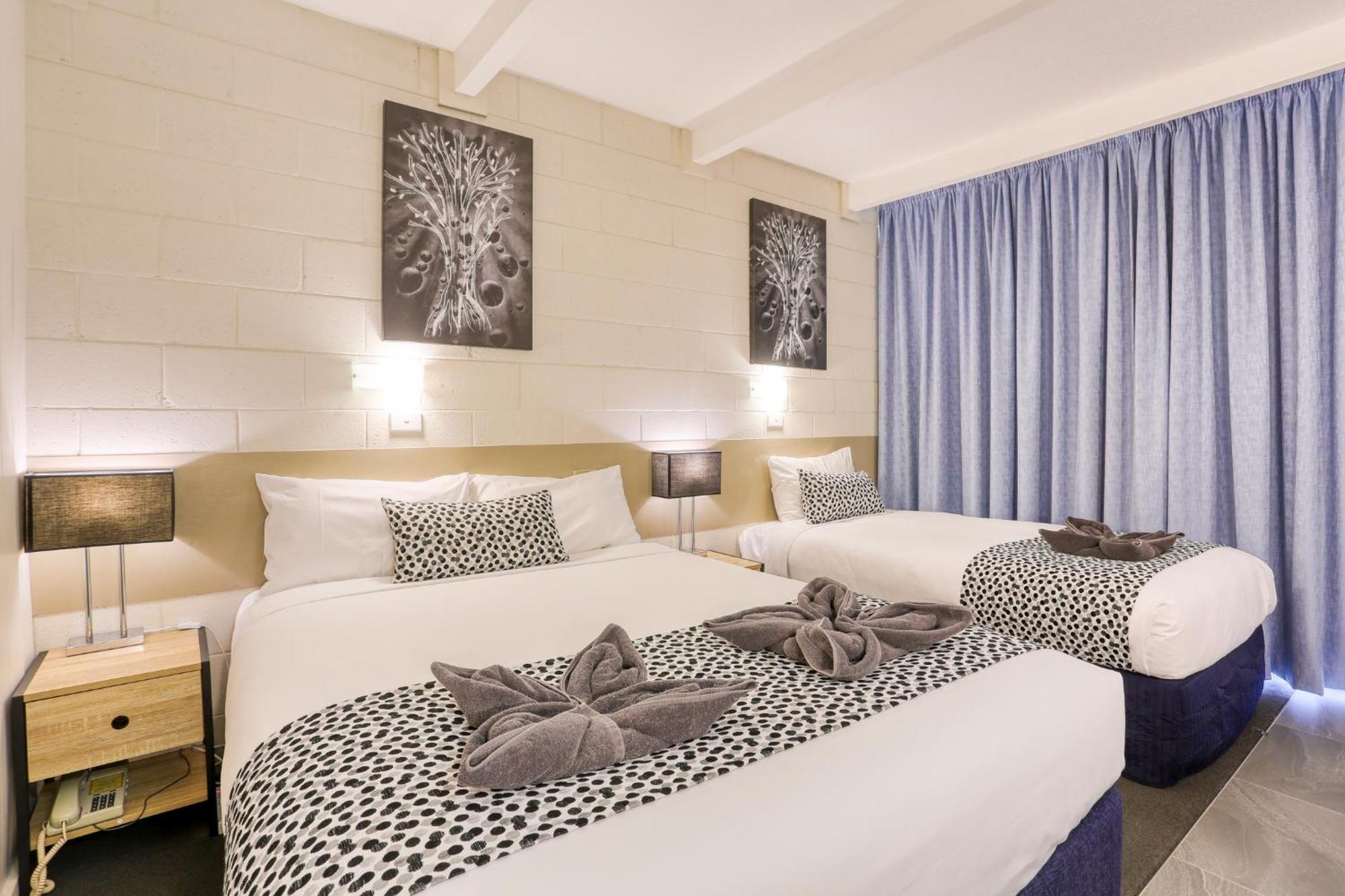 Castle Creek Motor Inn Эероа Экстерьер фото