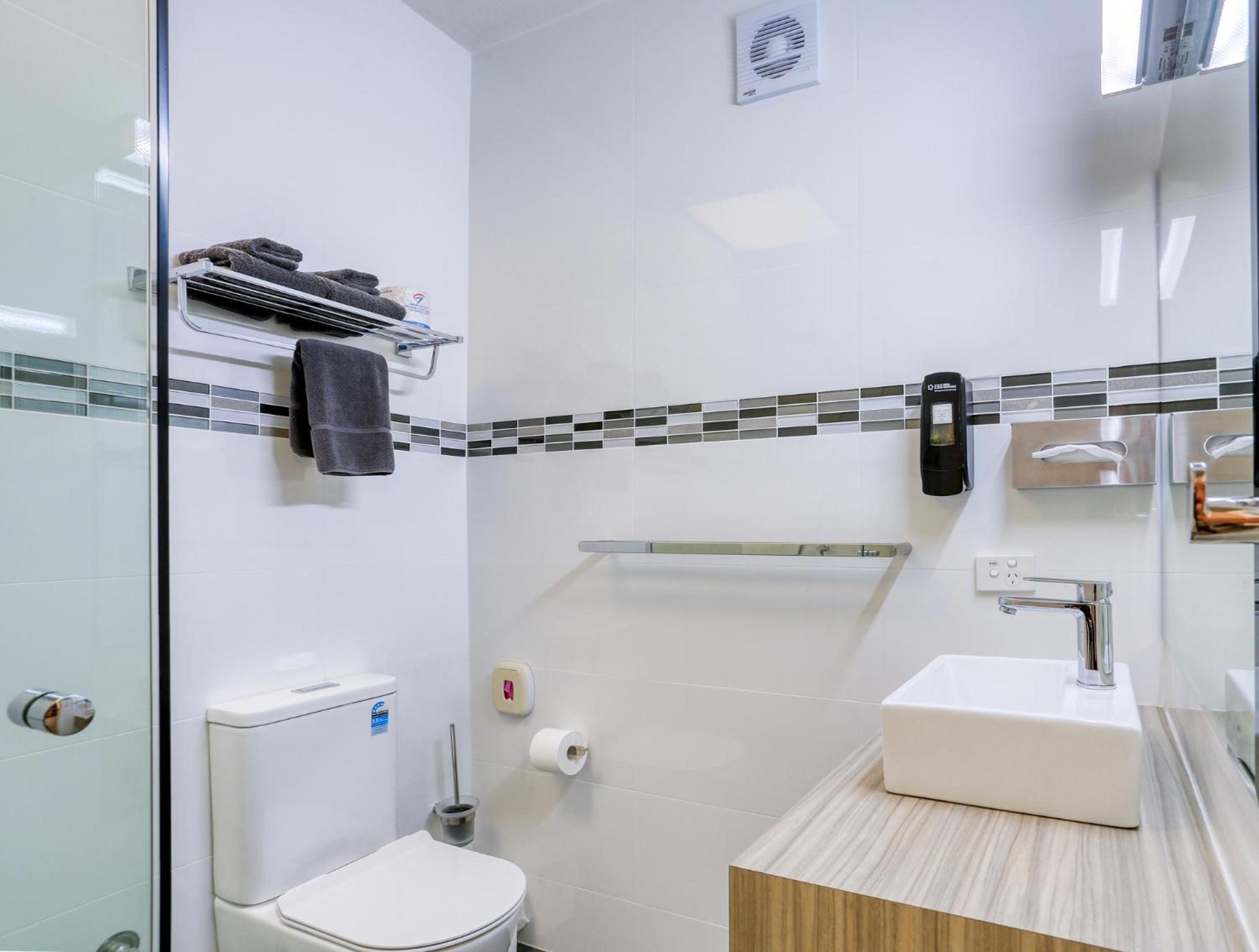 Castle Creek Motor Inn Эероа Экстерьер фото