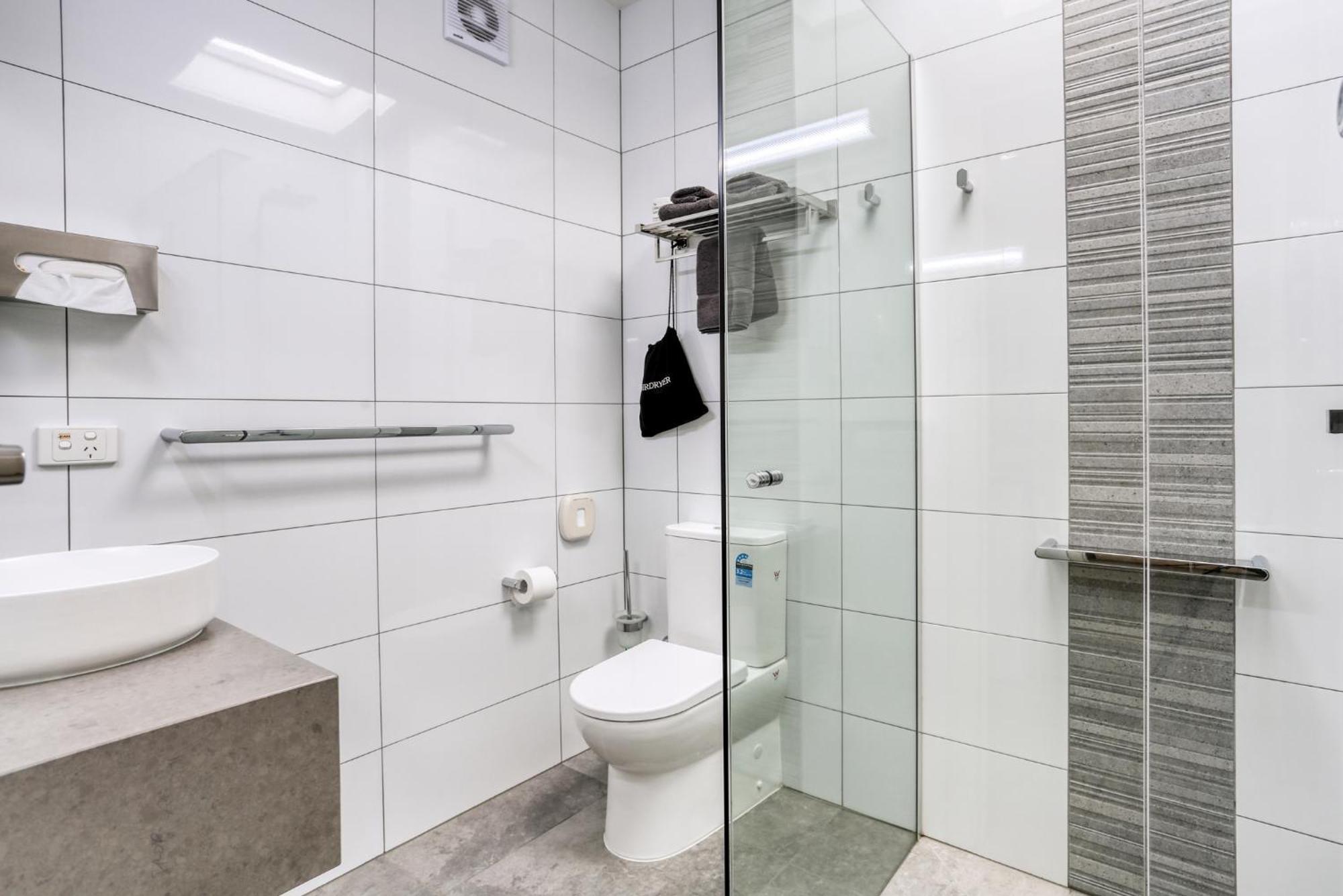 Castle Creek Motor Inn Эероа Экстерьер фото